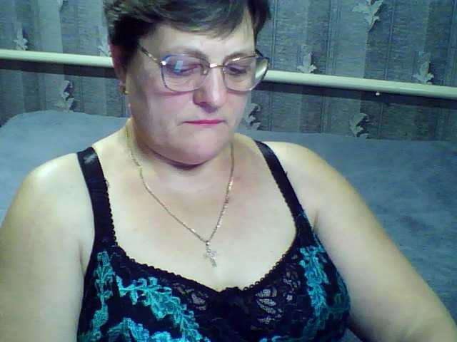 ElzaJewel's BongaCams show and profile