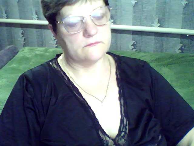 ElzaJewel's BongaCams show and profile