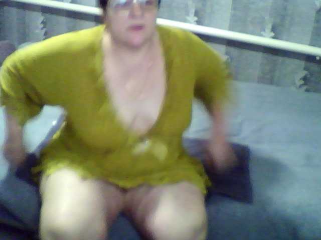 ElzaJewel's BongaCams show and profile