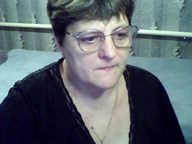 ElzaJewel's BongaCams show and profile