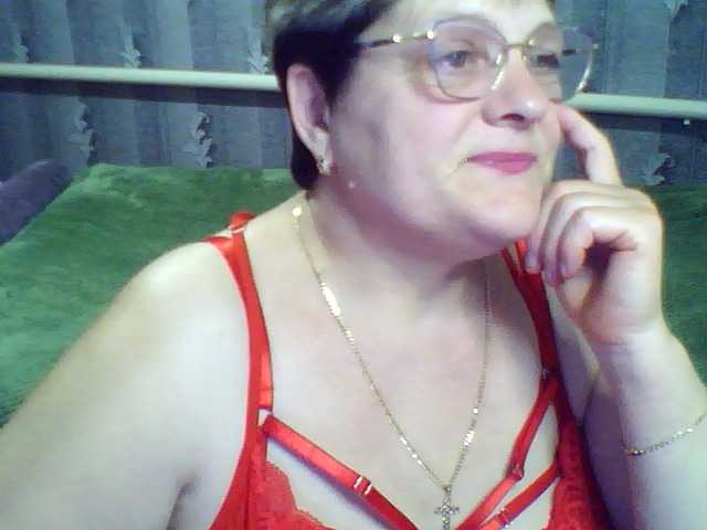 ElzaJewel live cam profile