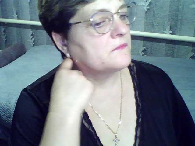 ElzaJewel's BongaCams show and profile