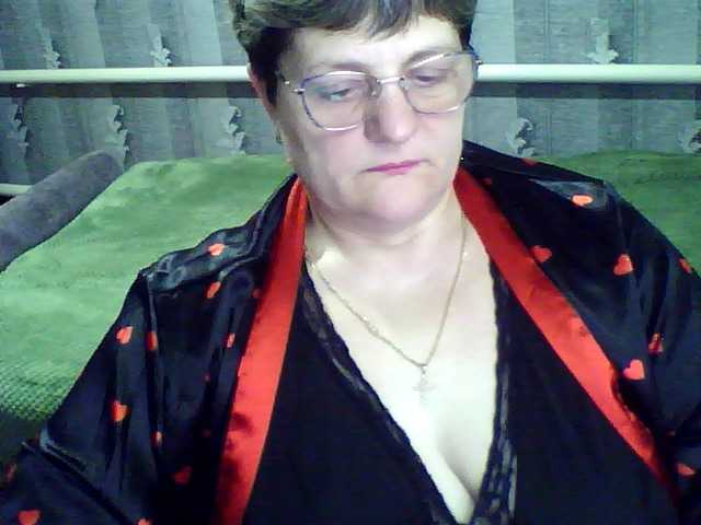 ElzaJewel's BongaCams show and profile