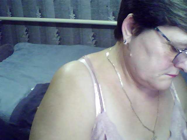 ElzaJewel Live Cam on BongaCams