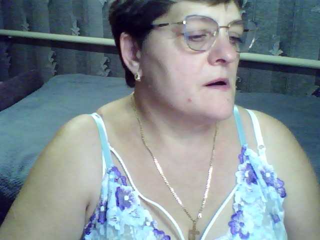 ElzaJewel's BongaCams show and profile