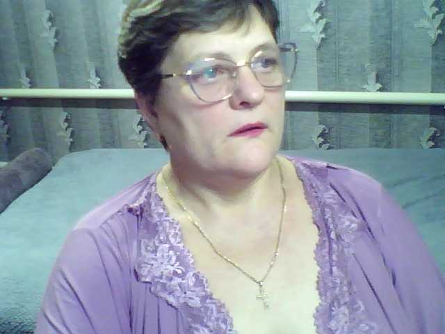 ElzaJewel's BongaCams show and profile