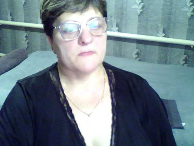 ElzaJewel's BongaCams show and profile