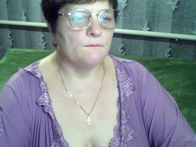 ElzaJewel's BongaCams show and profile