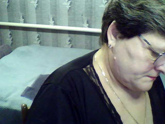 ElzaJewel's BongaCams show and profile