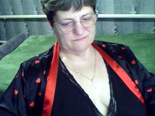 ElzaJewel's BongaCams show and profile