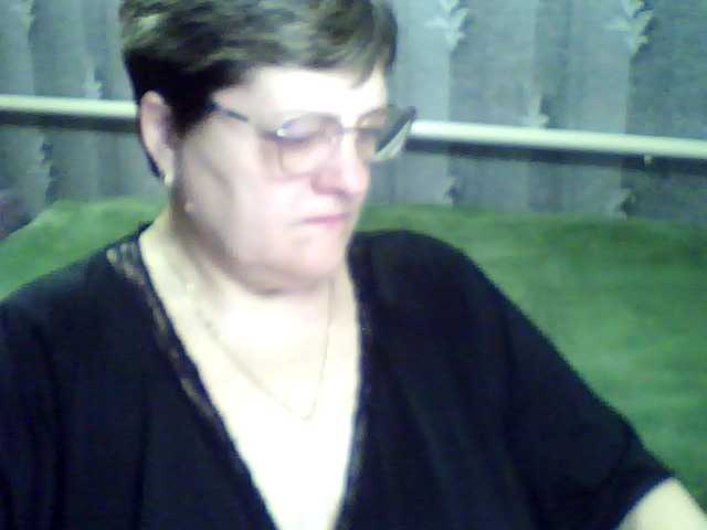 ElzaJewel's BongaCams show and profile