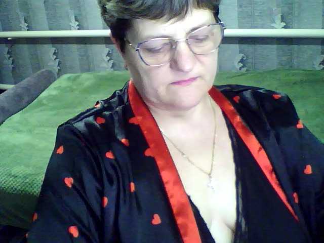 ElzaJewel's BongaCams show and profile