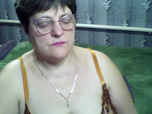 ElzaJewel's BongaCams show and profile