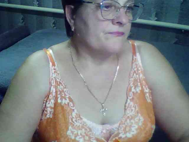 ElzaJewel Live Webcam on BongaCams