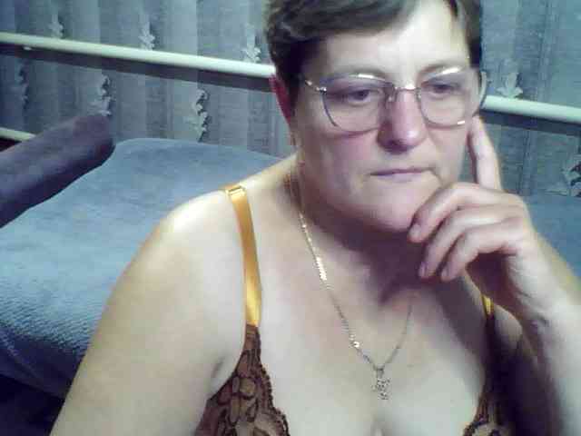 ElzaJewel webcam