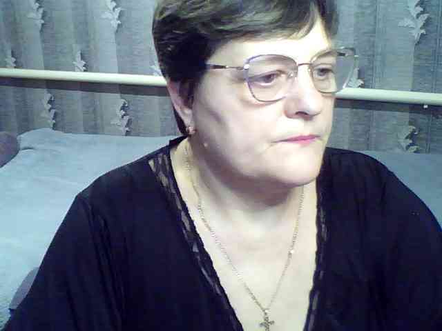 ElzaJewel Live Webcam on BongaCams