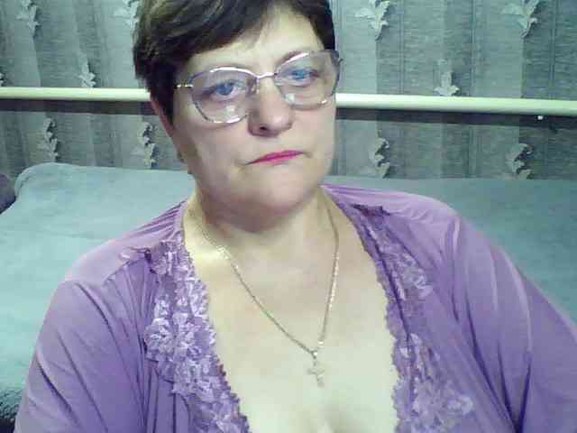 ElzaJewel Live Webcam on BongaCams