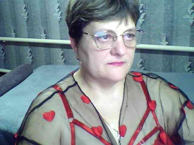 ElzaJewel Live Webcam on BongaCams