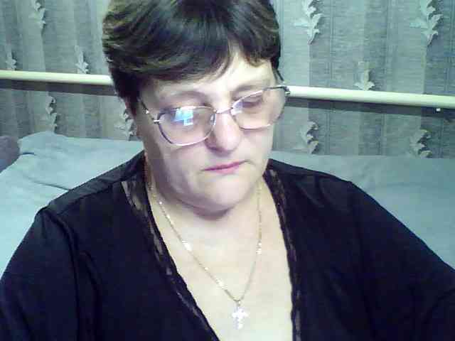 ElzaJewel Live Webcam on BongaCams