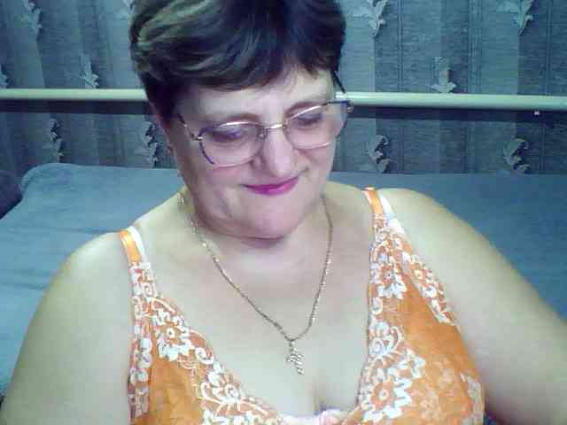 ElzaJewel Live Webcam on BongaCams