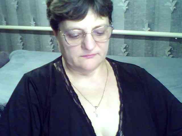 ElzaJewel Live Webcam on BongaCams