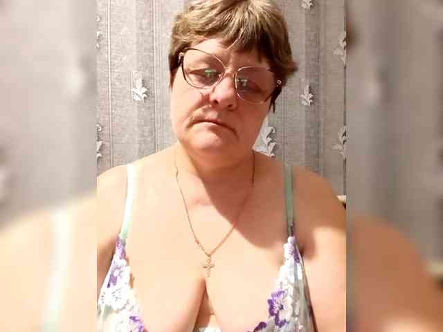 ElzaJewel Live Webcam on BongaCams