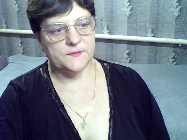 ElzaJewel Live Webcam on BongaCams