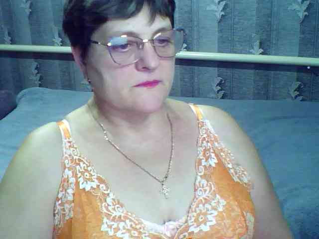 ElzaJewel Live Webcam on BongaCams