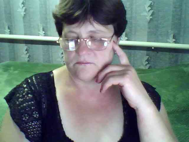 ElzaJewel Live Webcam on BongaCams