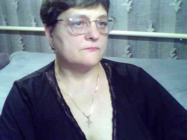 ElzaJewel Live Webcam on BongaCams