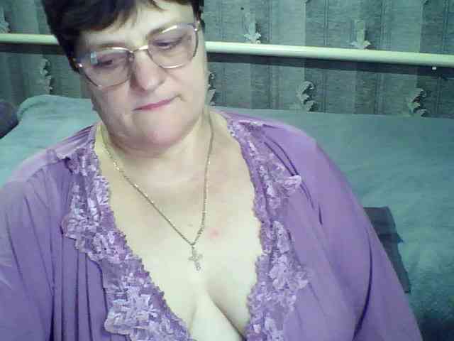 ElzaJewel Live Webcam on BongaCams