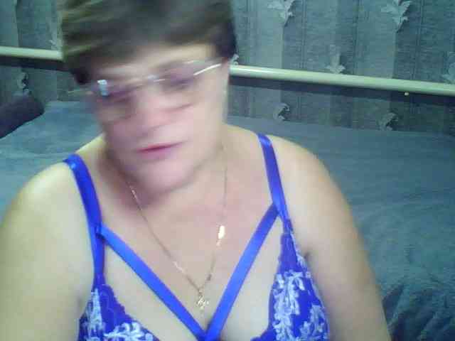 ElzaJewel Live Webcam on BongaCams