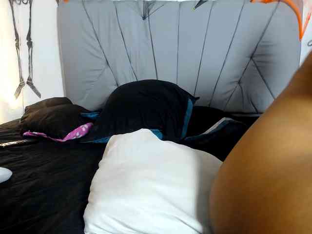 Franci-hot4 webcam