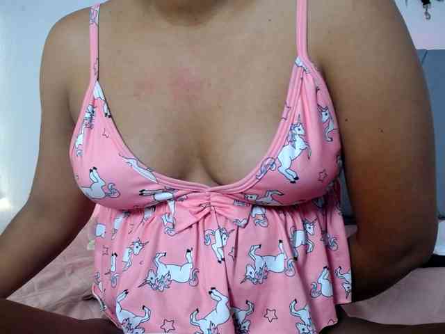 Franci-hot4 webcam