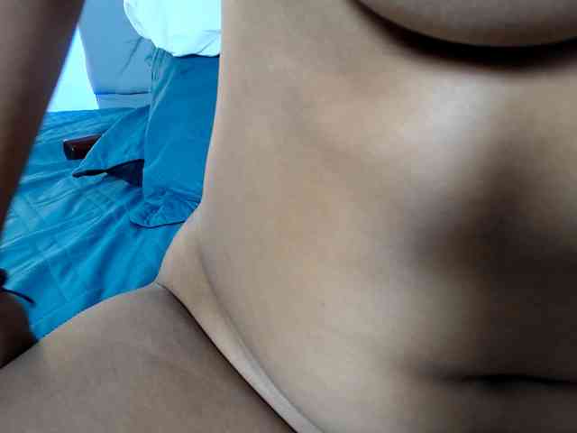Franci-hot4 webcam