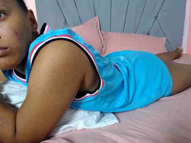 Franci-hot4 webcam