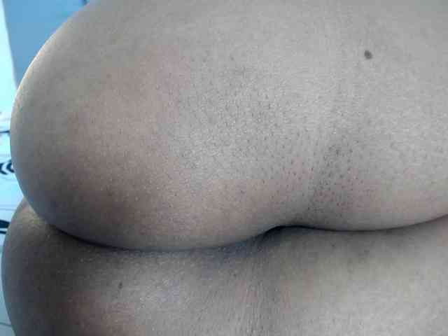 Franci-hot4 Live Webcam on BongaCams