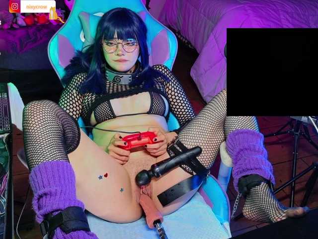 Nixycrow11's BongaCams show and profile