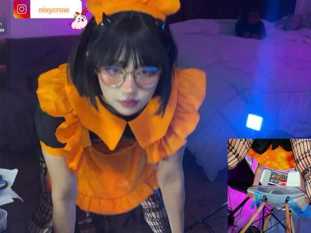 Nixycrow11's BongaCams show and profile