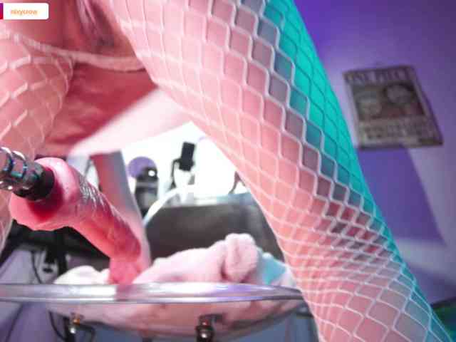 cam chatroom Nixycrow11