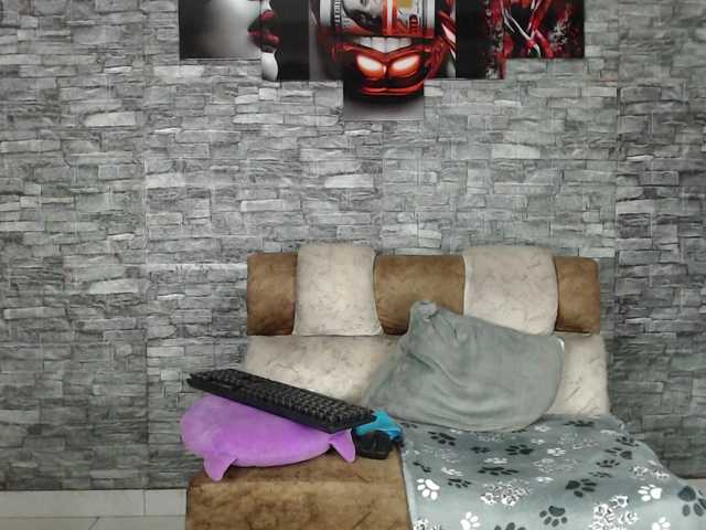 Danna-Paolaa's BongaCams show and profile