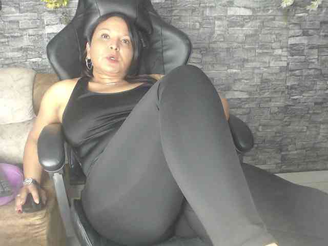 Danna-Paolaa webcam