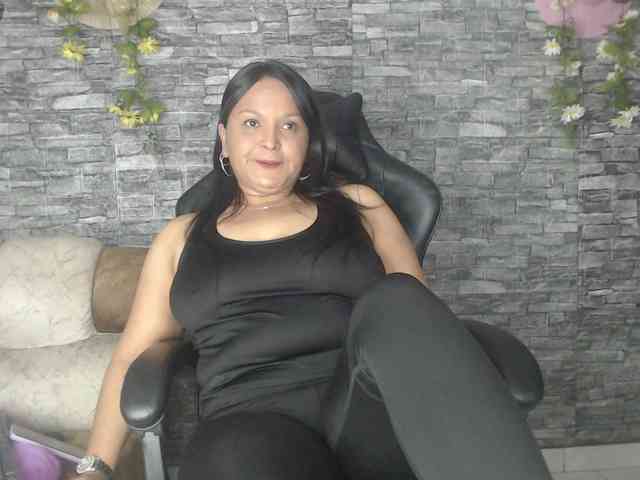 Danna-Paolaa webcam