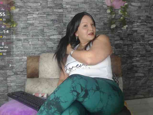 Danna-Paolaa webcam