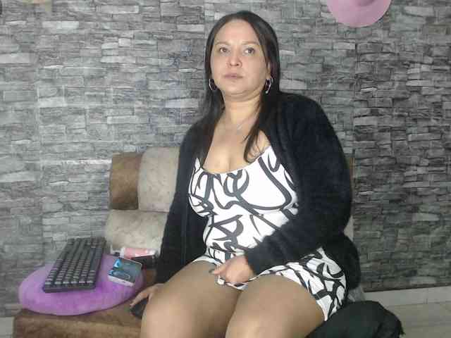 Danna-Paolaa Danna-Paolaa