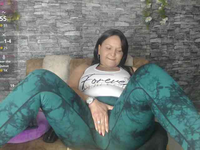 Danna-Paolaa webcam