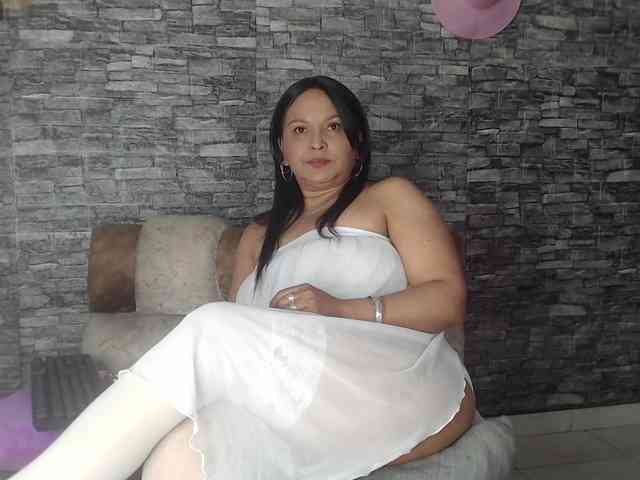 Danna-Paolaa Danna-Paolaa