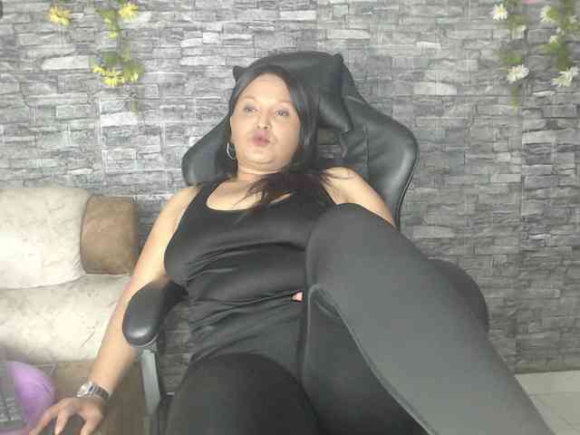 Danna-Paolaa webcam