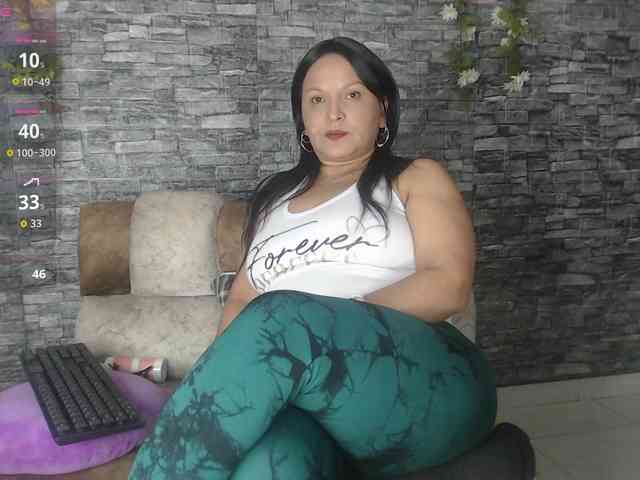 Danna-Paolaa webcam