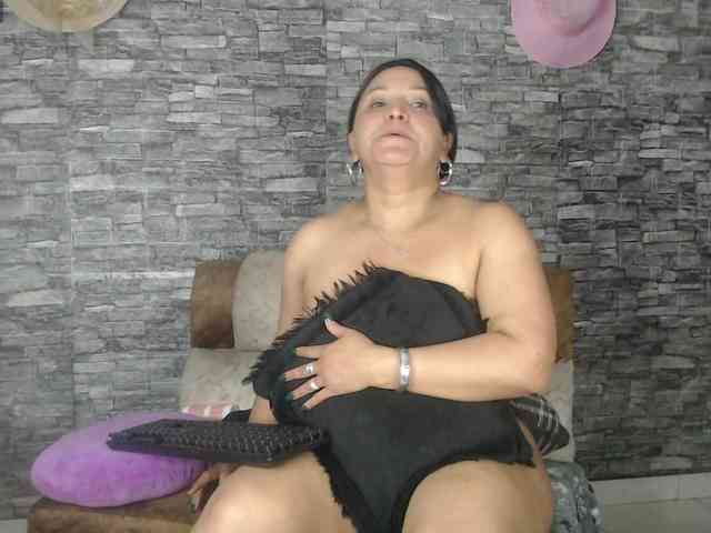 Danna-Paolaa Danna-Paolaa